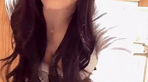 【個撮】巨乳のお姉さん女装が静かにオナニーする動画