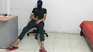 i masturbate my cock after my stepsister gets me horny