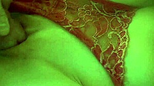 Meu colega puxou minha calcinha e me fodeu gostoso 😏