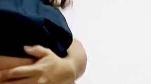 Después de chingarla rogué por su culito virgen en vacaciones