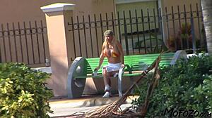 Mofozo Com: Busty Woman from New York in an Encounter