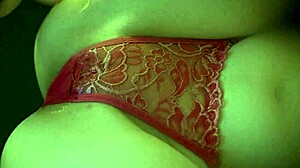 Meu colega puxou minha calcinha e me fodeu gostoso 😏