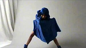 Amateur Cosplay Raven Shines Brightly