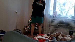 While My Stepsister Decorates The Christmas Tree On Christmas Eve, I Masturbate So Riskily!
