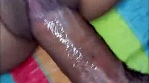 Hairy pussy se masturba la penetro y acabo en ella luego la depilo por completo buscanos tambi�n juanlatino4