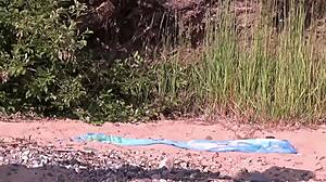 Hidden cam - fuck milf on beach with big ass bent over and gaping pussy flashing.