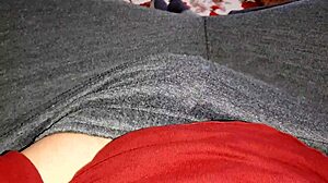 While My Stepsister Decorates The Christmas Tree On Christmas Eve, I Masturbate So Riskily!