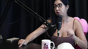 Swing house leisure, fucked in the sea on Maximo Garcia - Renatinha Melo.