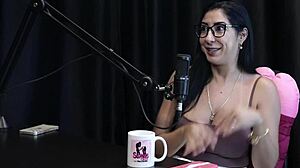 Swing house leisure, fucked in the sea on Maximo Garcia - Renatinha Melo.