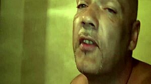 I crave extreme African babes with big cocks.