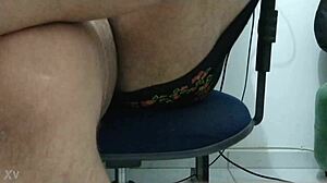 Sexy crossed legs entice you to leave a comment for more videos