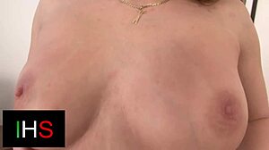 i feel so sexy fucking this black guy with his huge cock