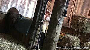 Lady Sonia Voyeurs Masturbating