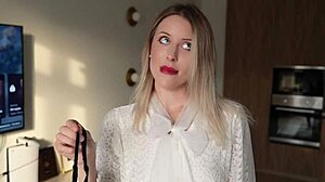 Stepmom Jerked Off Panties, Let Me Fuck Her Tearing Tights