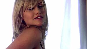 Look At Mia Malkova's Shaved Pussy Getting Licked!