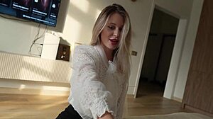 Stepmom Jerked Off Panties, Let Me Fuck Her Tearing Tights