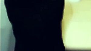 ay papi as� dame como una putita penetrarme duro que quiero tu lechita