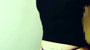 ay papi as� dame como una putita penetrarme duro que quiero tu lechita