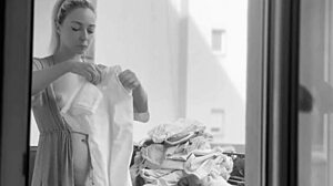 Naked chubby woman hangs out laundry on the balcony for neighbors can watch 😏