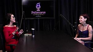 Começou Fazendo Fotos Sensuais Conversou No Seu Primeiro Atendimento Explicou Sobre Sg Sempre Foi Safada E Transou Na Rua - Annie Clementine Watch On Sheer Red