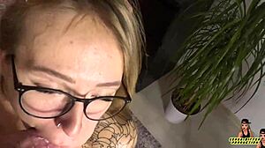 i poured cum all over my mistresss face with errors