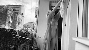 Naked chubby woman hangs out laundry on the balcony for neighbors can watch 😏