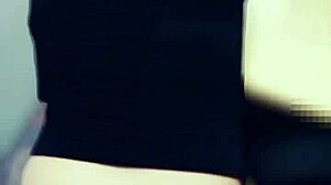 ay papi as� dame como una putita penetrarme duro que quiero tu lechita