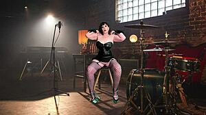 Granny carmen sucks cocks like a metal momma groupie!