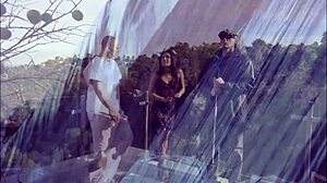 beauty brunette milf mom: 'fuck me in my home'