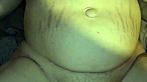 Hot creampie into preggo pussy!