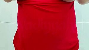 feeling sexy with my pregnant belly