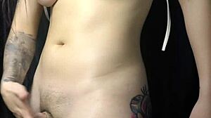 Colombian Model Masturbates In Front Of Cameras