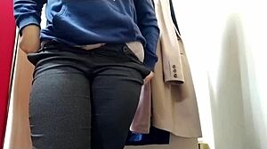 i fuckd my horny wet pusy in the fittin room as a mature stepmom