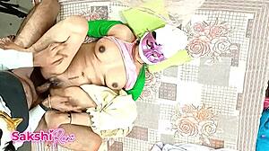 Dost ki mom ki massage karne me madad kari phir mast aunty ki chudai!