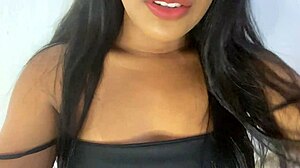 Naughty Latina Babe In Lingerie Invites Outdoor Public Handjob Fun In Goiania