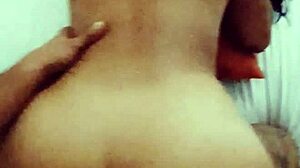 perra infiel me da las nalgas y el marido mand�ndole mensajes