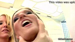 horny blonde milfs sharing big cock right now!