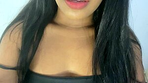 Naughty Latina Babe In Lingerie Invites Outdoor Public Handjob Fun In Goiania