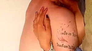 she knows how to scream rich