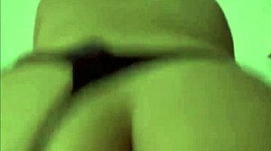 Look at my girlfriend's big buttocks bouncing deliciously