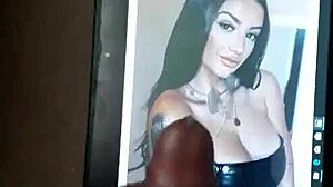 TRUST ME, THIS TRIBUTO PARA FATI VAZQUEZ IS HOT!