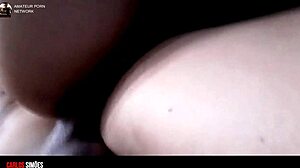 morena gostosa novinha fazendo amor com dotado