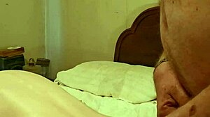 Wife Enjoys Pussy Stretching And Play