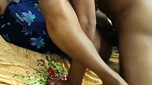 desi indian bhabhi was alone at home devar has taken the advantage of the situation and fucked 😏