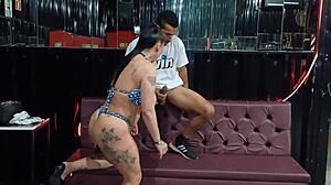 Intense interracial encounter where the mature woman picks up the black guy at the olympius swing house in canoas