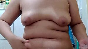 Chubby Slut Deals with Pussy Cream