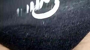 Moglie Curiosa's Intriguing Solo