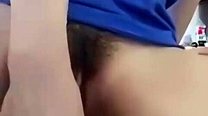 Thủ d�m ra nước!