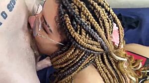 Gulosa Chupou Muito As Duas Rolas De Seus Amigos