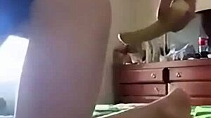 Thủ d�m ra nước!